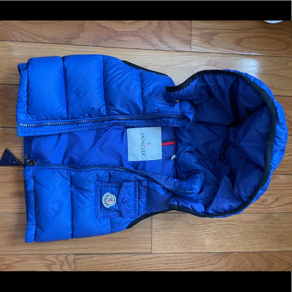 Infant Moncler Vest ‘ Size 9-12 Months